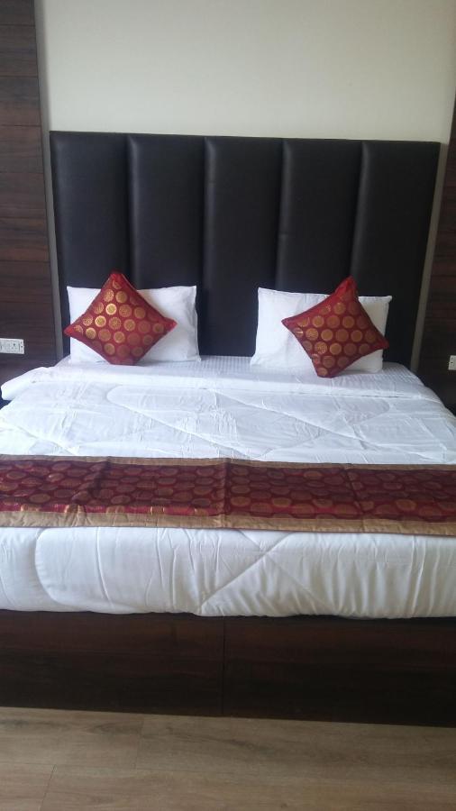 Hotel Sourav Park Inn Agra Agra  Exterior photo