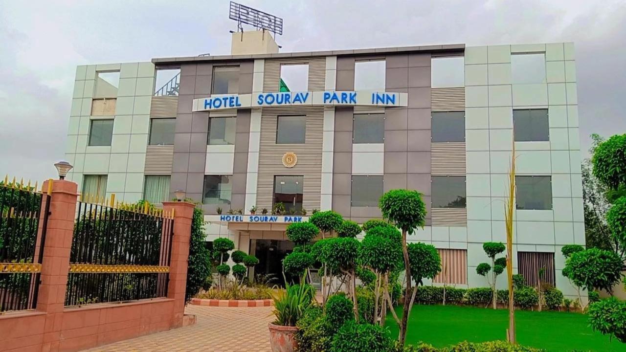 Hotel Sourav Park Inn Agra Agra  Exterior photo